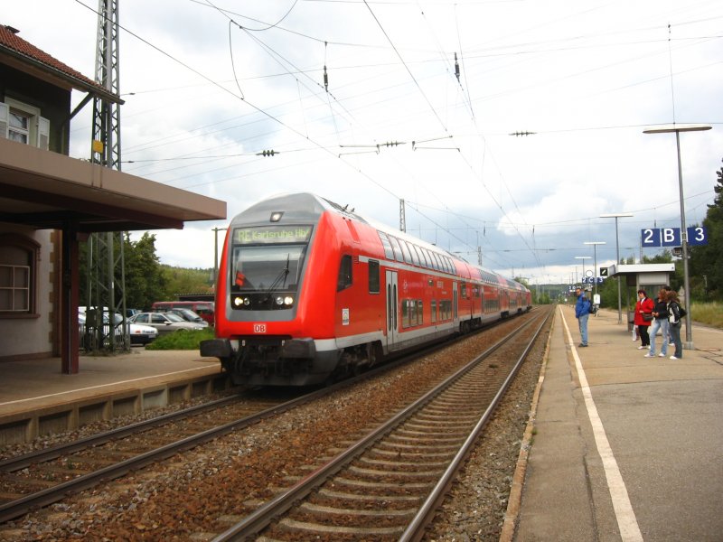 Einfahrt RE 4116 in St.Georgen 5.9.07 Schublok war 146 23*-*