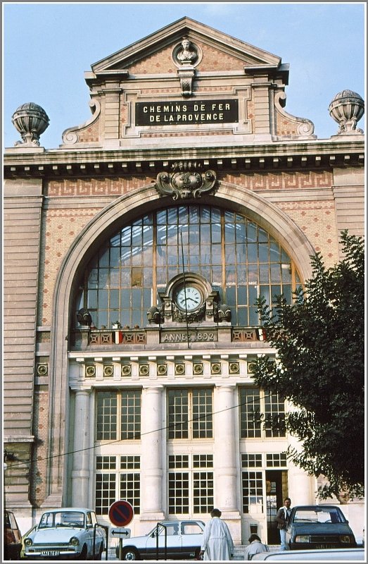 Eingangsportal des alten CP Bahnhofs in Nice-Ville. (Archiv 03/90)
