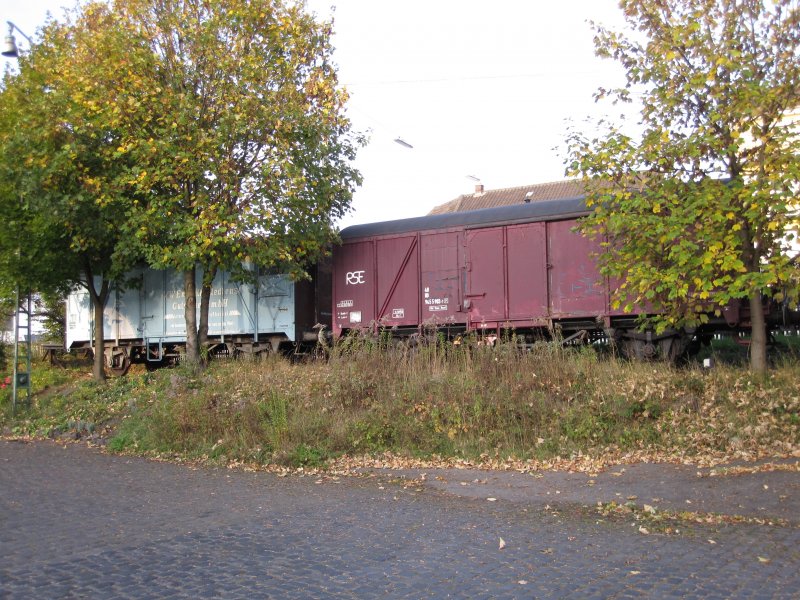 Einzelne Gterwagen der RSE(Rhein-Sieg-Eisenbahn) in Beuel.