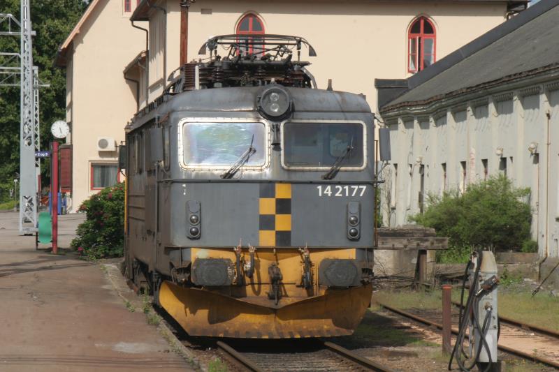 El 14.2177 im Bahnhof Halden; 02.06.2009