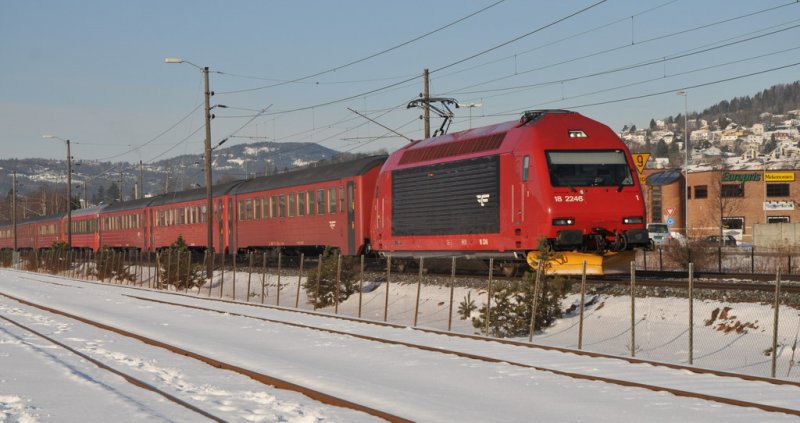 EL 18 2246 near Drammen March 27th 2008 with the morning train from Skien.