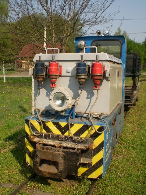EL-9 engine at Csarnapuszta stop at 2009's eastern.
