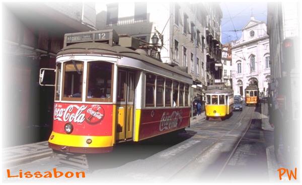  Elctricos  in den Strassen von Lissabon 04/99
(Sie verkehren seit 1901 auf 900 mm Spur)