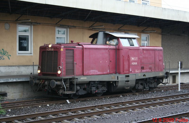 EMN V211 01 bei strmendem Regen am 12.9.2008 in Fulda.
