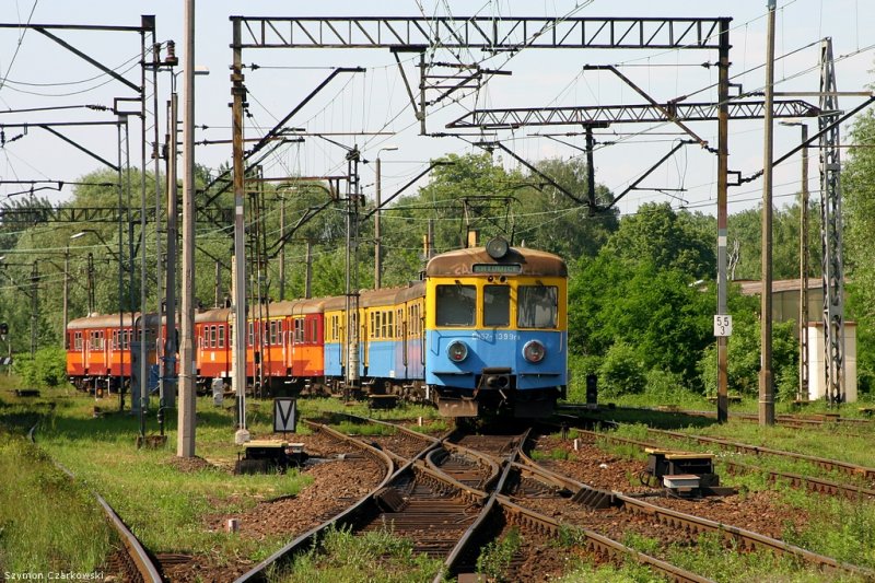EN57-1399 und EN57-xxxx als Personenzug nach Katowice, Bielsko-Biała am 08.06.2007