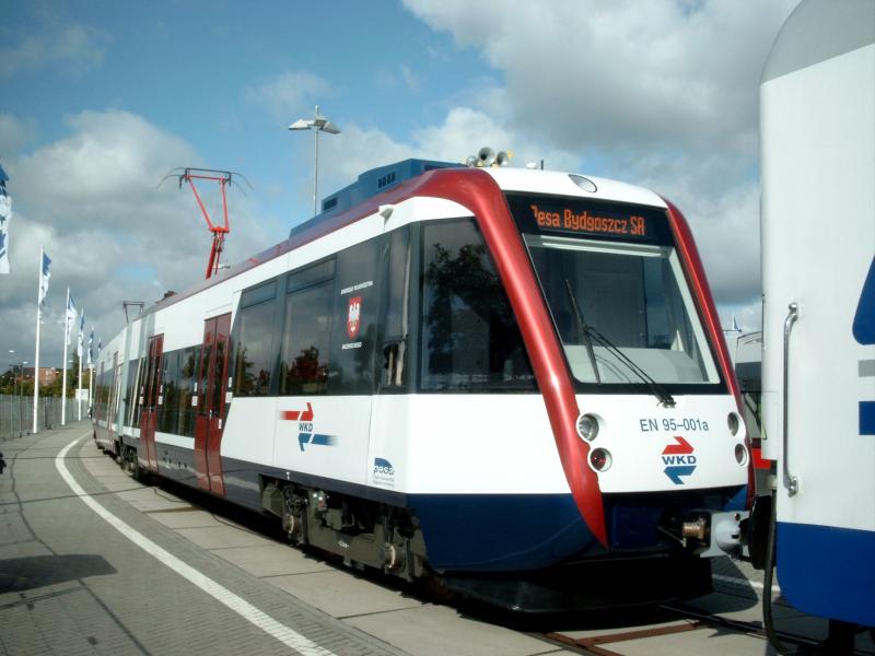 EN95 001a auf der Innotrans in Berlin, September 2004.