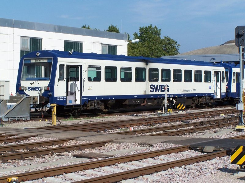 Endingen am K. : der VT 127 mit neuer Bemahlung am 23/09/09.