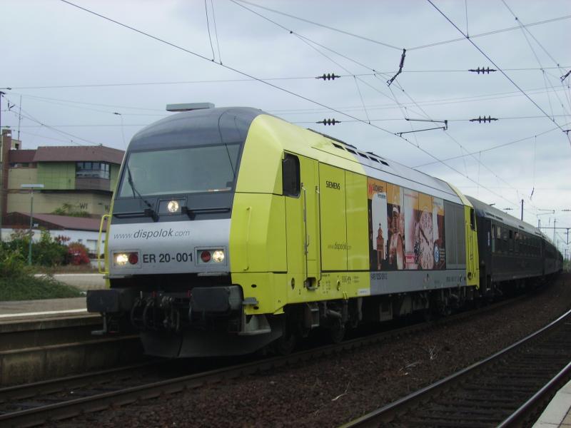 ER 20 001 am 22.10.05 mit Sonderzug nach Lanquard .