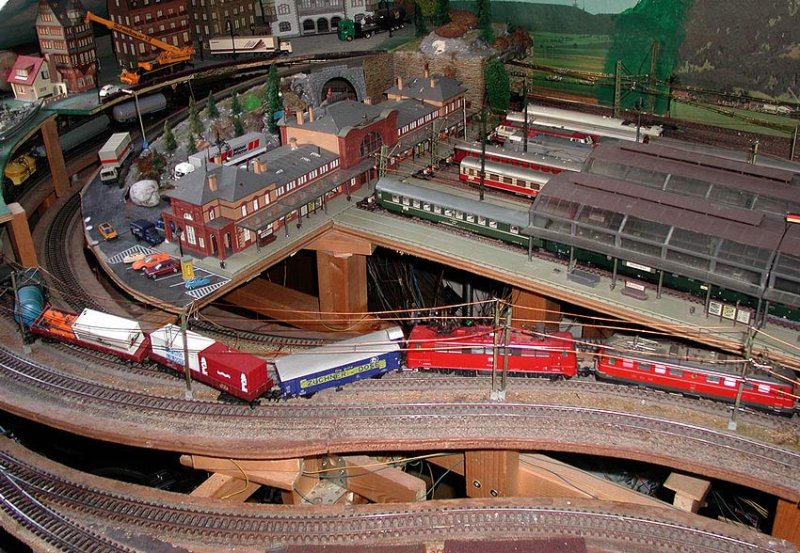 Ergebnis, einer Fehlschaltung bei der PC-Steuerung, obwohl die
Fahrstrae auf dem Monitor korrekt angezeigt wurde.....