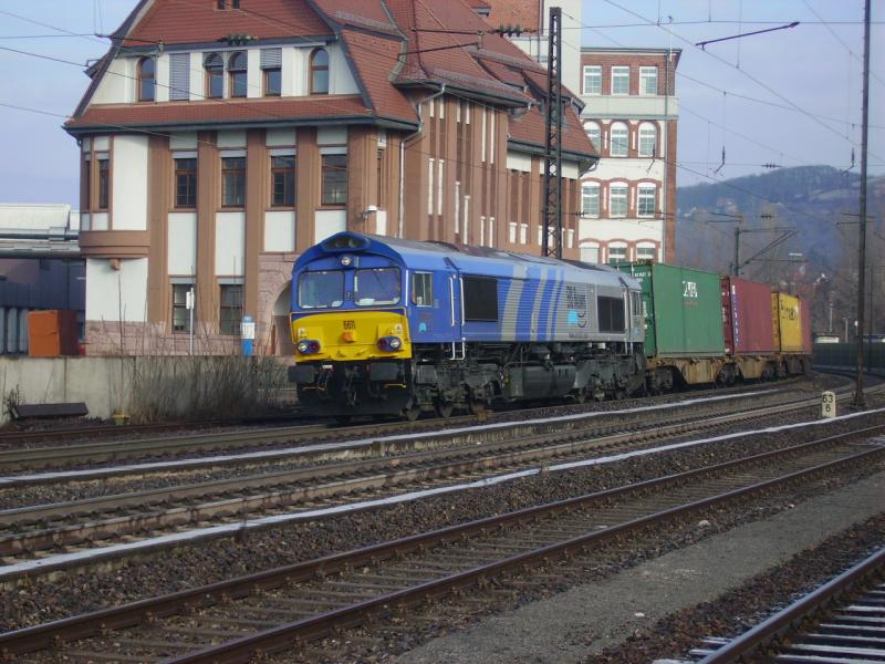 ERS Class 6671 bei der Durchfahrt von Weinheim am 11.2.06.
