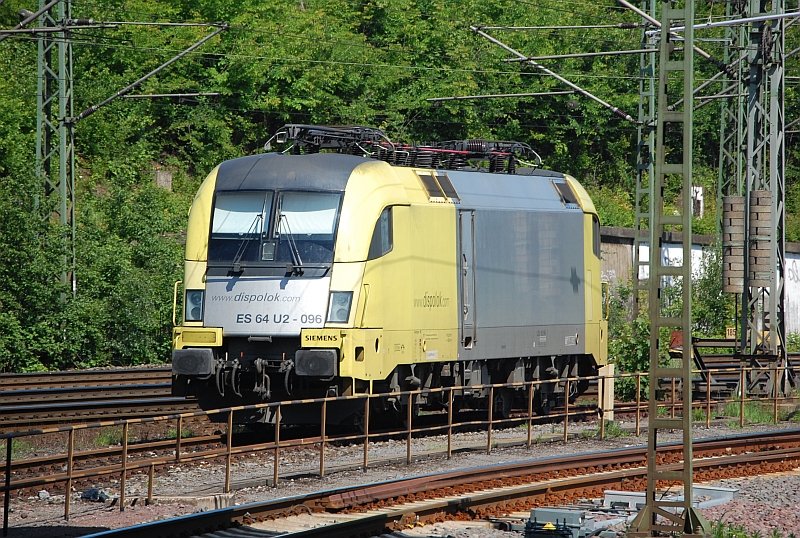 ES 4 U2-096 am 23.5.2009 abgestelt im Gleisvorfeld von Hamburg-Harburg