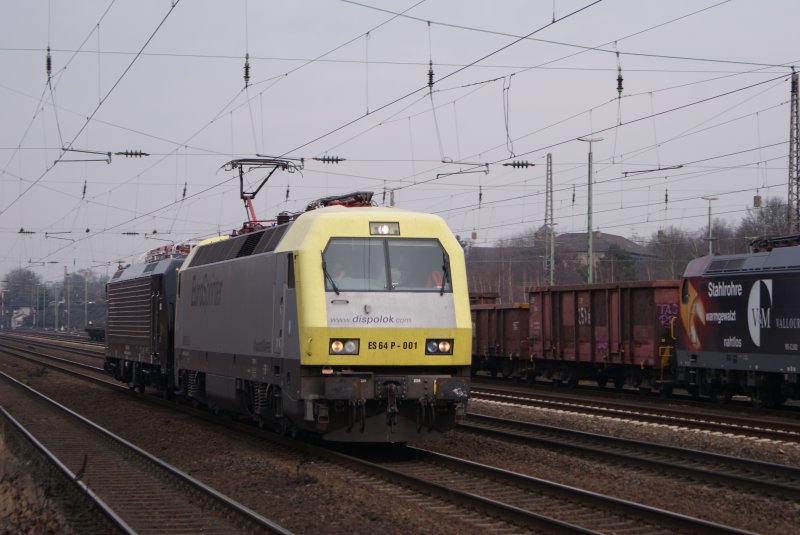 ES 64 P-001 + ES 64 F4-401 als Lz in Dsseldorf Rath am 15.02.2009