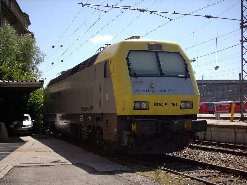 ES 64 P-001 am 06.07.05 in Mnchen Hbf.