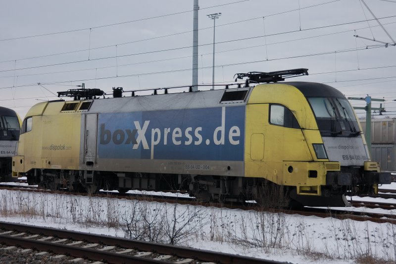 ES 64 U2-004 boxXpress.de im Lokportrait. (Beimerstetten, 14.01.09).