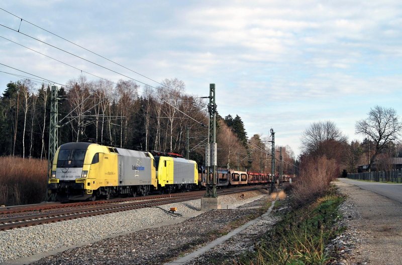ES 64 U2 - 028 (Lokomotion) mit DGS 43136 in Gro�karolinenfeld (17.01.2007)