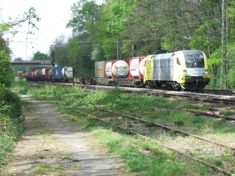 ES 64 U2-060 WLB am 18.4.2007 in Kahl/Main