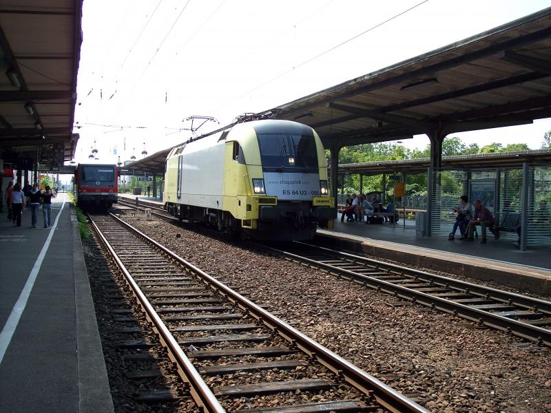 ES64 U2 095 durchfhrt solo Weinheim am 19.8.2005 