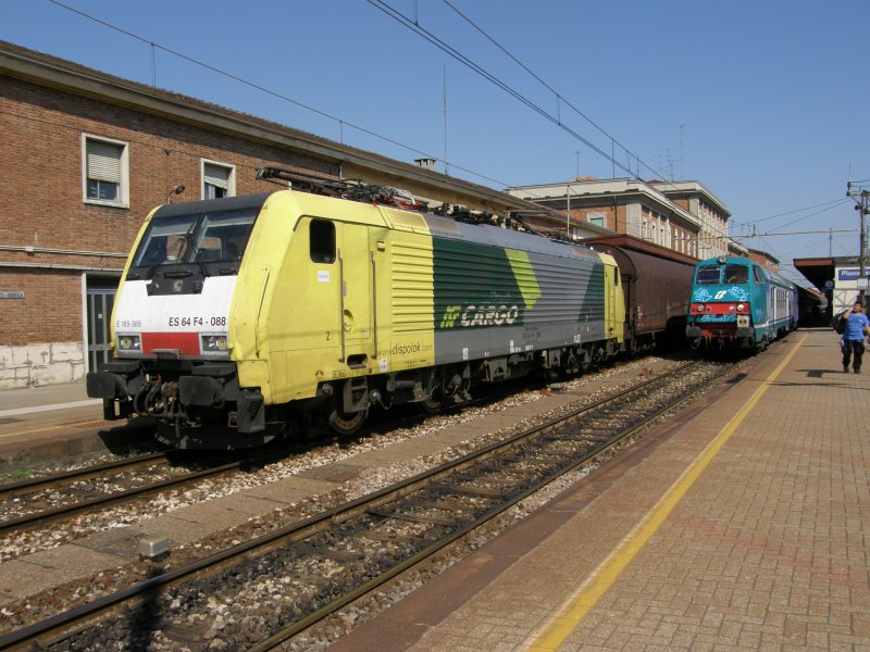 ES64F4 088 Nord Cargo in Piacenza on 27/07/09.