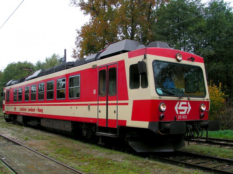 ET-25103 fhrt als 8263 zurck nach Lambach; 081016
