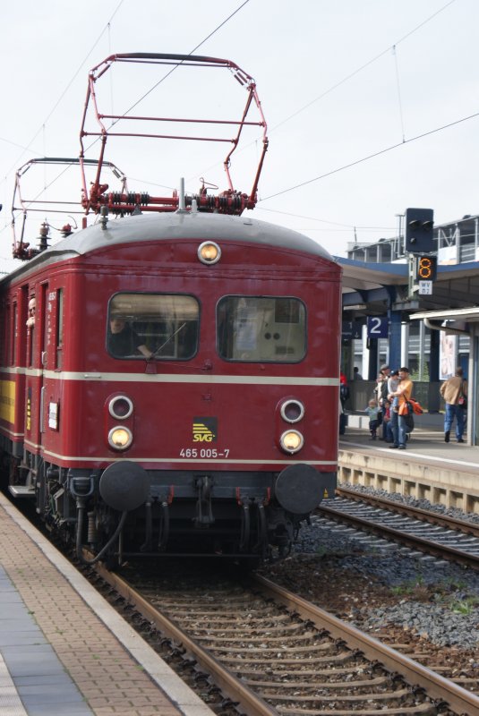 ET 65 005-7 bei der Ausfahrt aus dem Reutlinger Hbf. 150 Jahre Reutlinger Eisenbahn 20.09.2009