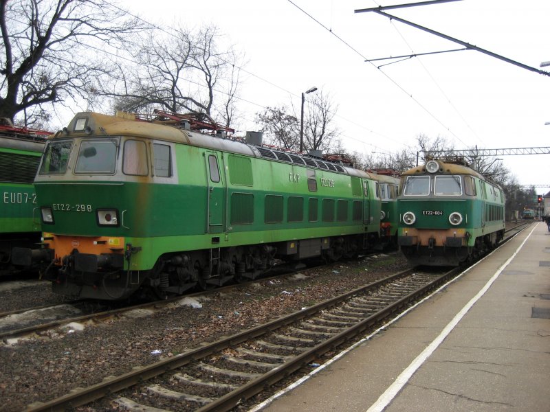 ET22-298 und ET22-604 am 27.01.2008 im Hauptbahnhof Poznań.