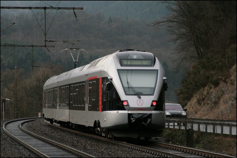 ET23004 verlsst am 13.03.2008 Finnentrop als ABR99619 (RE16  Ruhr-Sieg-Express ) nach Essen Hbf. 
