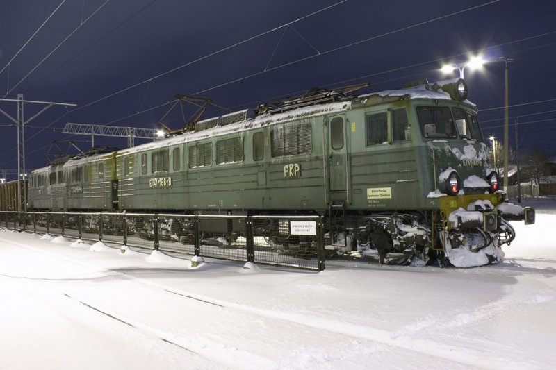 ET41-168 mit Gterzug in Bielsko-Biala am 27.01.2007