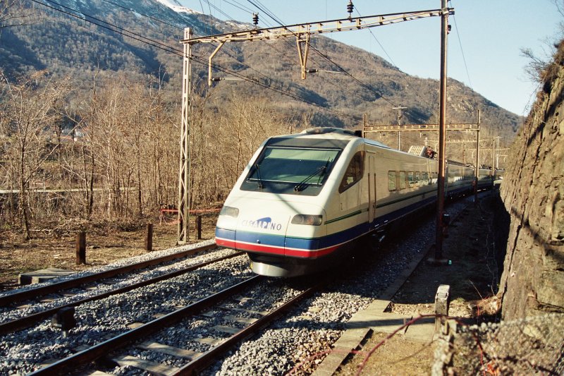 ETR 470 Cisalpino auf der fahrt nach Milano C.bei Mezzovico im Februar 2005.