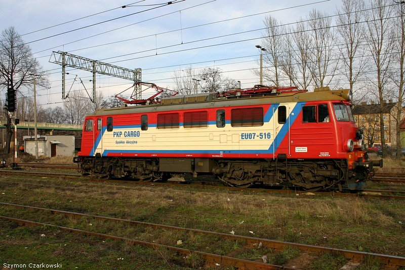 EU07-516 in Bielsko-Biala Glowna am 06.03.2007