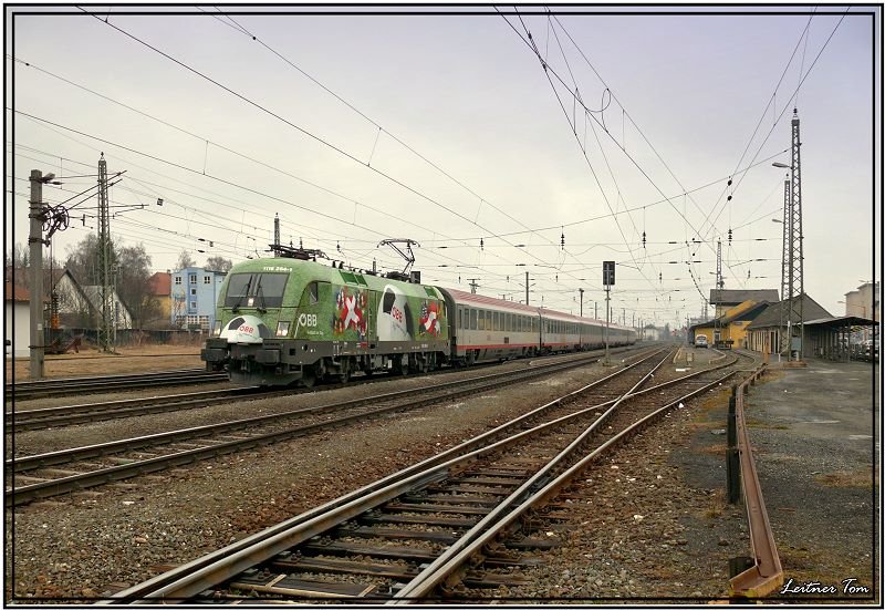 EUROmotion-Lok 1116 264 fhrt mit EC 31 Allegro Johann Strau von Wien Sd nach Venedig. 
Zeltweg 9.3.2008
