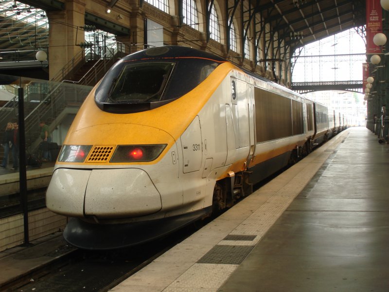 Eurostar 3311 steht am 26.11.2007 im Bahnhof Paris Gare du Nord.