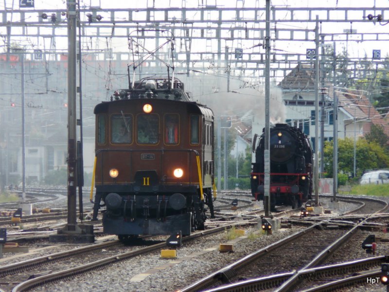 Eurovapor - Lok Be 4/4 14 und Lok 23 058 bei Rangierfahrt im Bahnhof Biel/Bienne am 29.08.2009