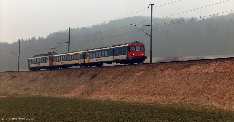 EW II Pendel mit RBe 540 alls S 22 Schaffhausen-Blach am 24.01.2004 zwischen Lottstetten-Rafz
