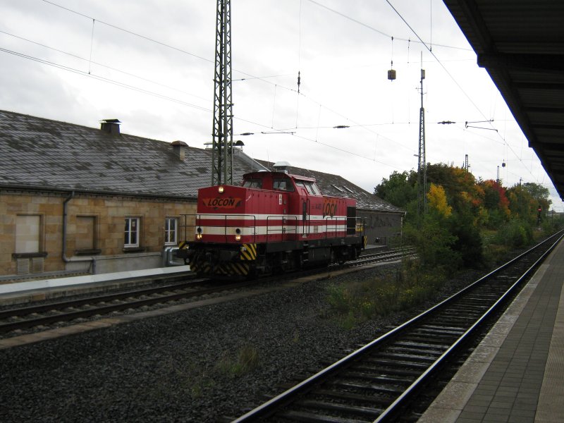 Ex 201 878 jetzt Lok Alsttte II der Ahaus-Alsttter Eisenbahn GmbH fhrt leihweise fr die Locon. Hier durch Gttingen am 05.10.2008.