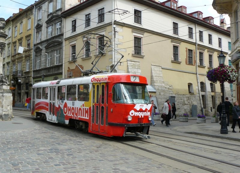 Fahrzeug Numer 807 Rynok Platz, Lviv (Lemberg) 04-06-2009.
