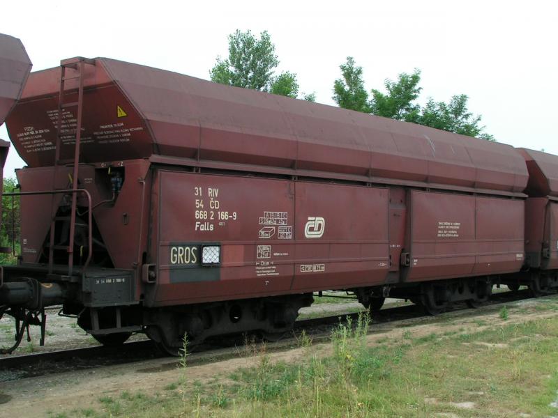 Falls der CD abgestellt am Bhf. Gtzendorf/Leitha (2005/08/03)