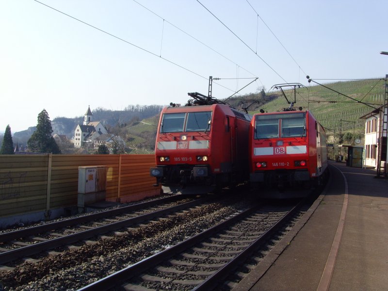 Familientreffen in Istein: 146 110-2 trifft ihre  gro�e  Schwester 185 103-9. 22.03.09