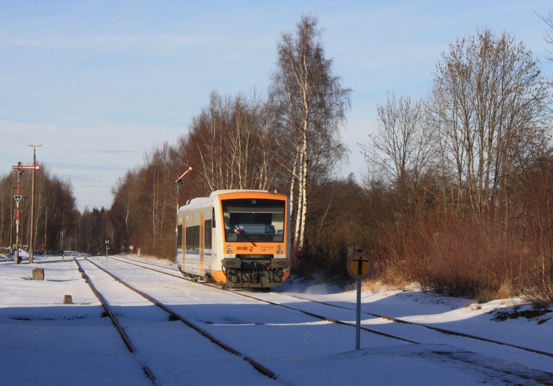 FEG 30417, gebildet von VT 3.02  Hannah  verlsst den Bahnhof Berthelsdorf in Richtung Freiberg, 13.01.09