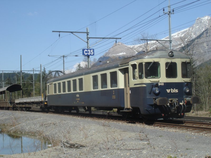 Feierabend fr diesen Autozug am 14.04.2007. Er fhrt aufs Abstellgleis neben dem Ltschbergtunnelportal.