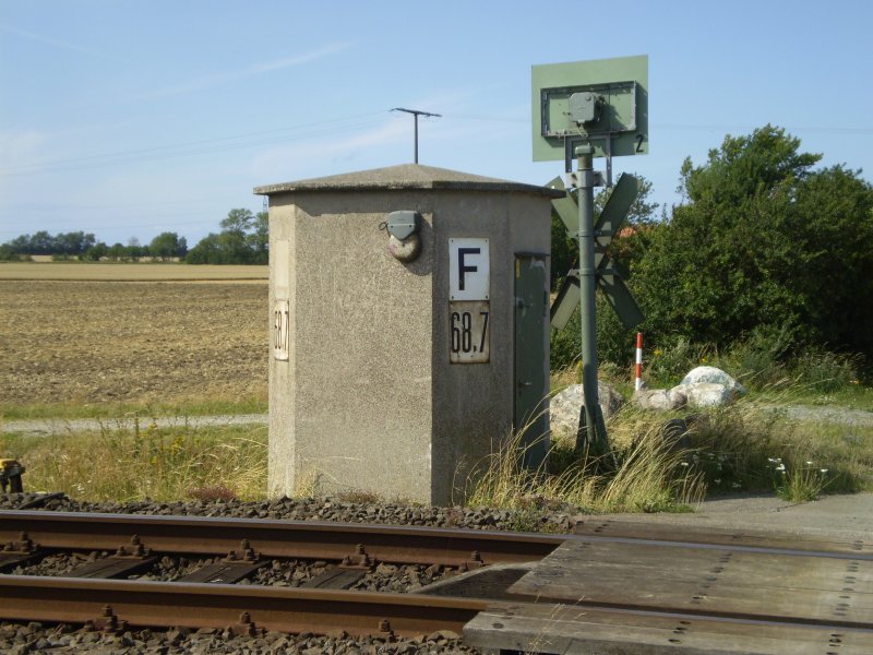 Fernsprecher am Bahnbergang zwischen Groenbrode und Ltjenbrode KBS 141 Vogelfluglinie 