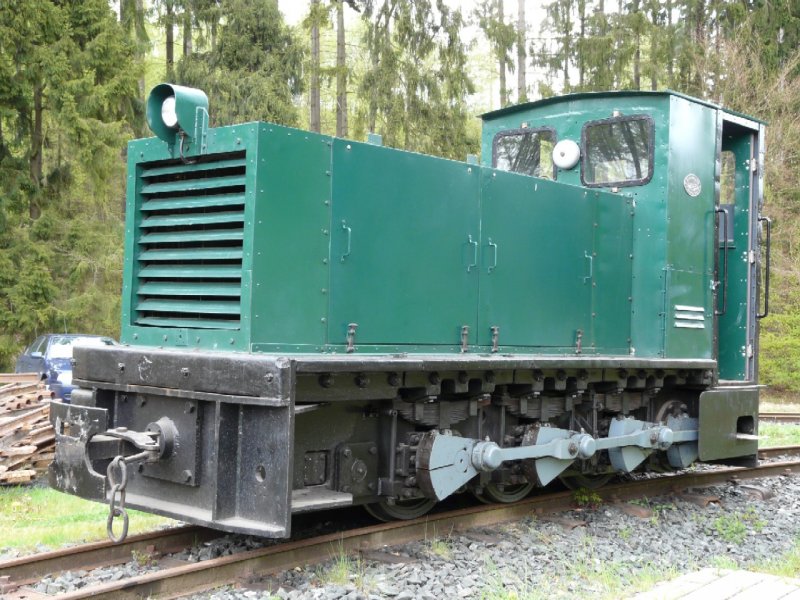 FGF - Diesellok Nr.45 ( GMEINDNER HF 130 ) im Betriebsareal der Feld und Grubenbahn Fortuna in Oberbiel-Sloms am 01.05.2008