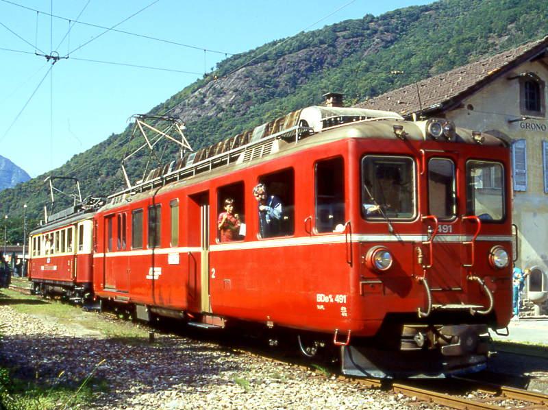 FM Extrazug 4 Castione-Arbedo - Cama vom 02.09.1995 Ausfahrt Grono mit Triebwagen BDe 4/4 491 - ABe 4/4 42