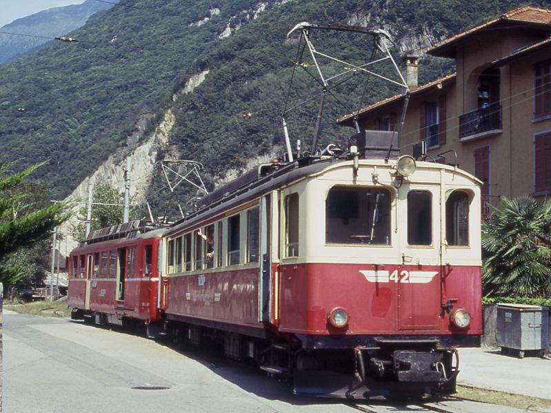 FM Extrazug 5 Cama Castione-Arbedo vom 02.09.1995 Einfahrt Castione-Arbedo mit Triebwagen ABe 4/4 42 - BDe 4/4 491