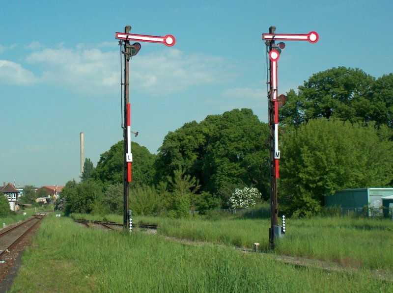 Formsignale Richtung Nebra im Bahnhof Laucha (Unstrut); 13.05.2008
