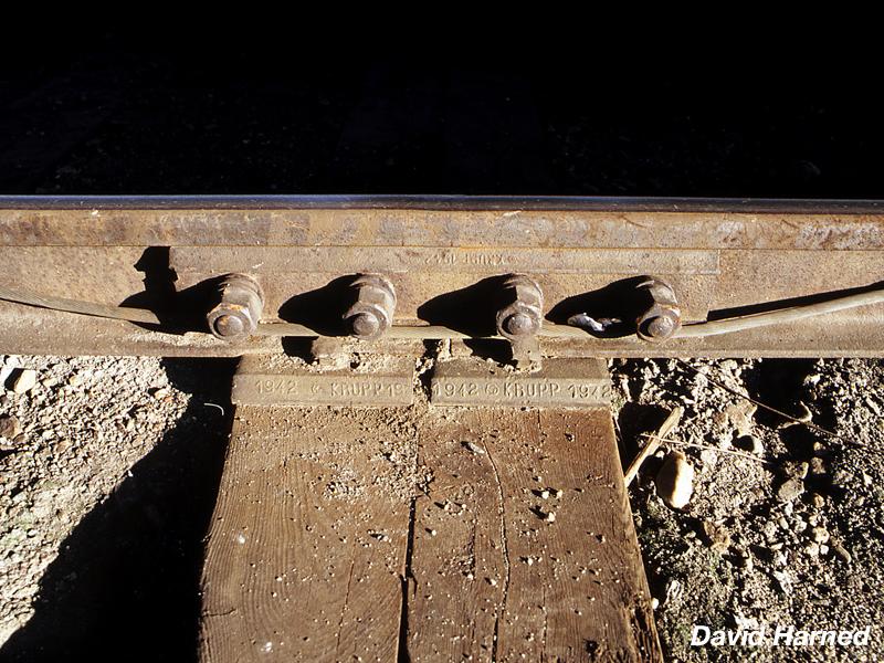 Foto gebildet 1981 nahe bei Bodo, Norwegen Bahnsteig