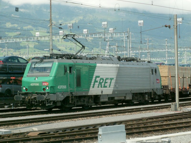 FRET,Mehrsystemlok der SNCF 437056 auf dem RB Buchs/SG Schweiz.07.07.07