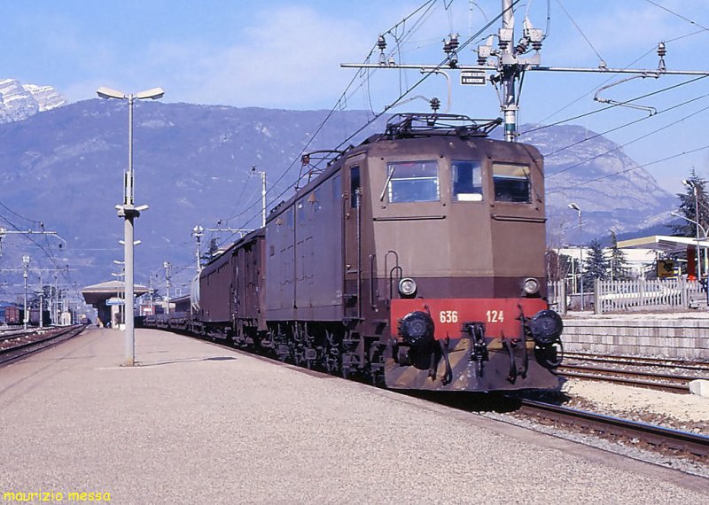 FS E636 124 in Rovereto on the 19th of February in 1988