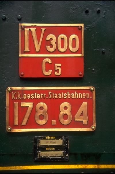 Fhrerhausbeschriftung der kkStB Lok 178.84.(ex.BB 92.2231)Meines Wissens steht sie jetzt abgestellt in Strasshof/A