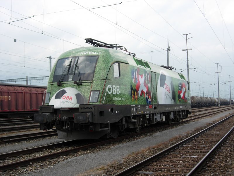 Fussball am Zug. Euromotion 1116 Taurus in Buchs/SG am 12.06.08