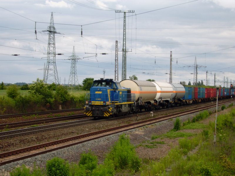 G 1700 der Mittelweserbahn am Zugende (vorne Doppel Re 421), am 11.06.09 in Grokorbetha